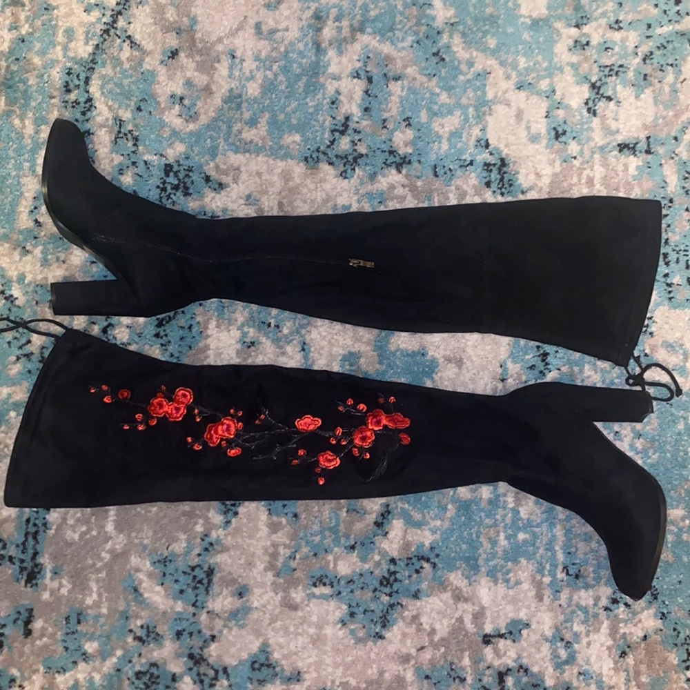 Boohoo over the knee black suede boots